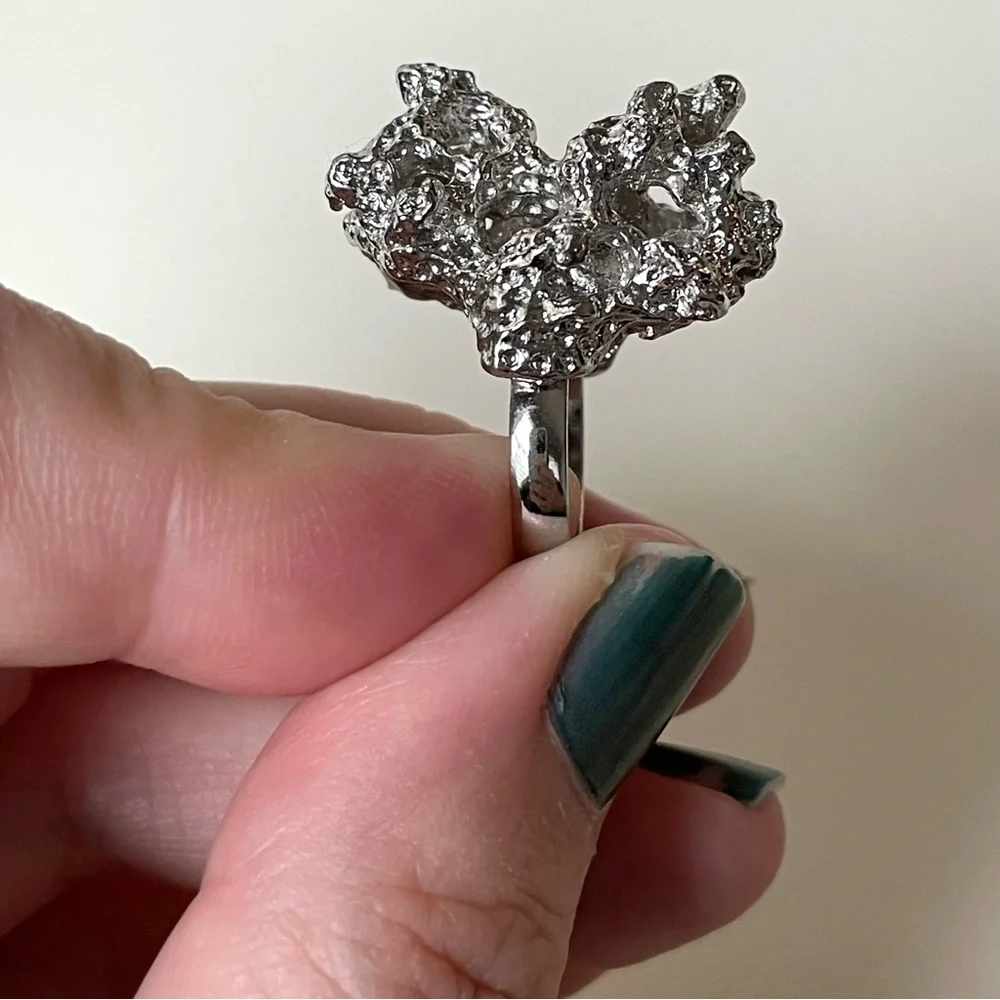 Vintage signed Vogue Brutalist freeform organic silvertone adjustable ring